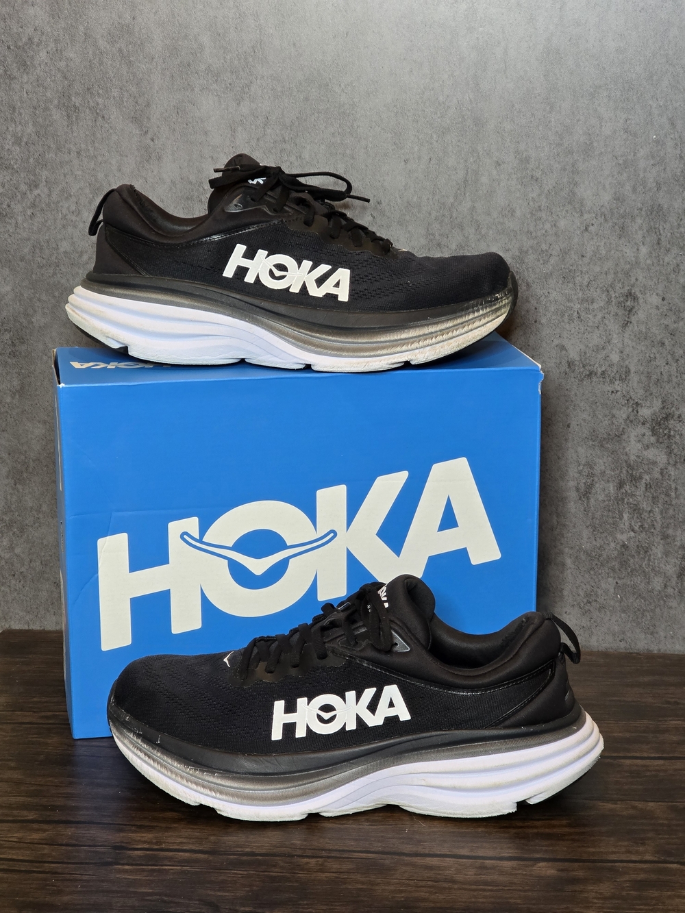 HOKA Men's Bondi 8